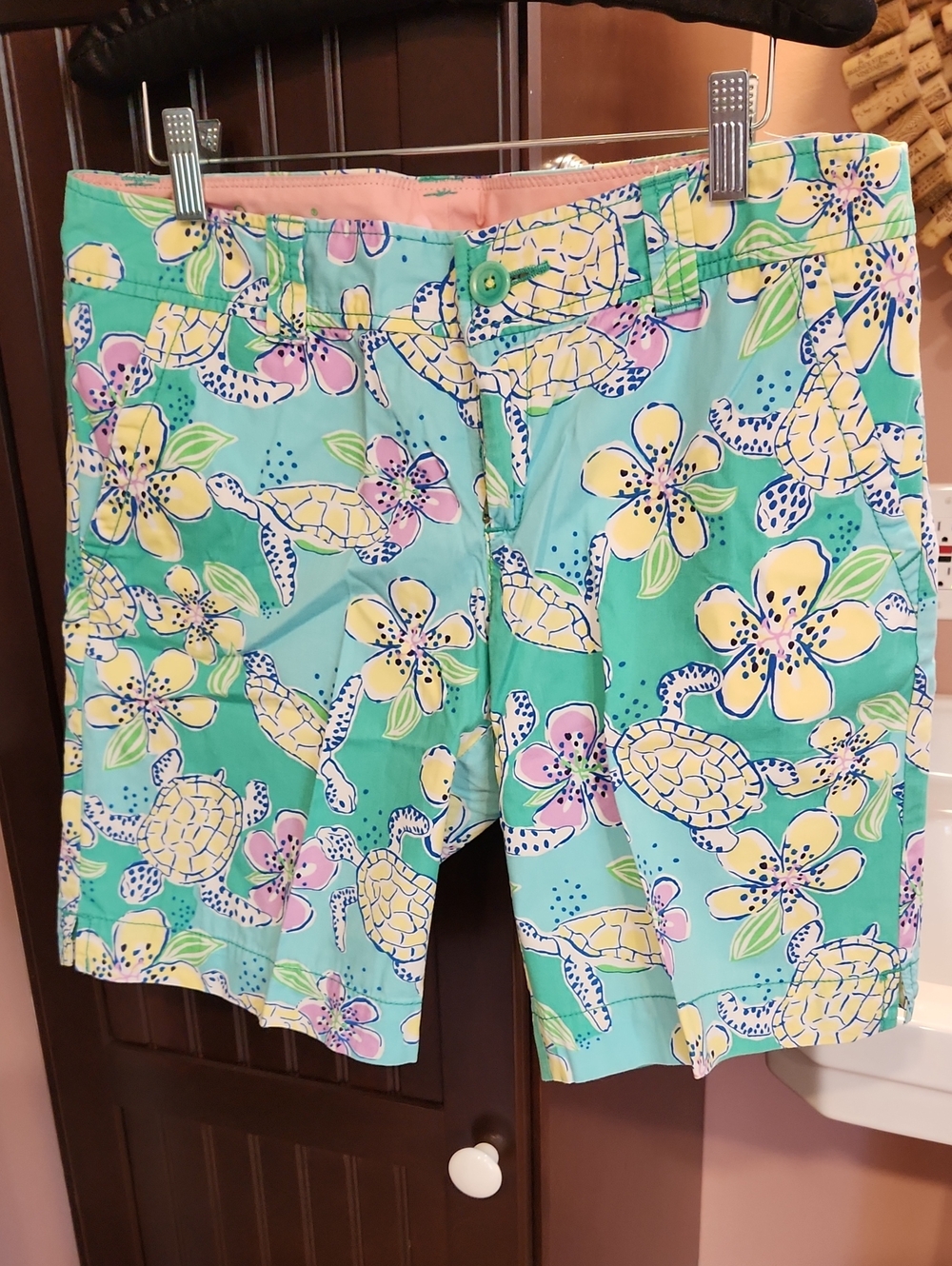 Lilly Pulitzer Mint Multi Floral & Turtle Print Bermuda Shorts Size 8